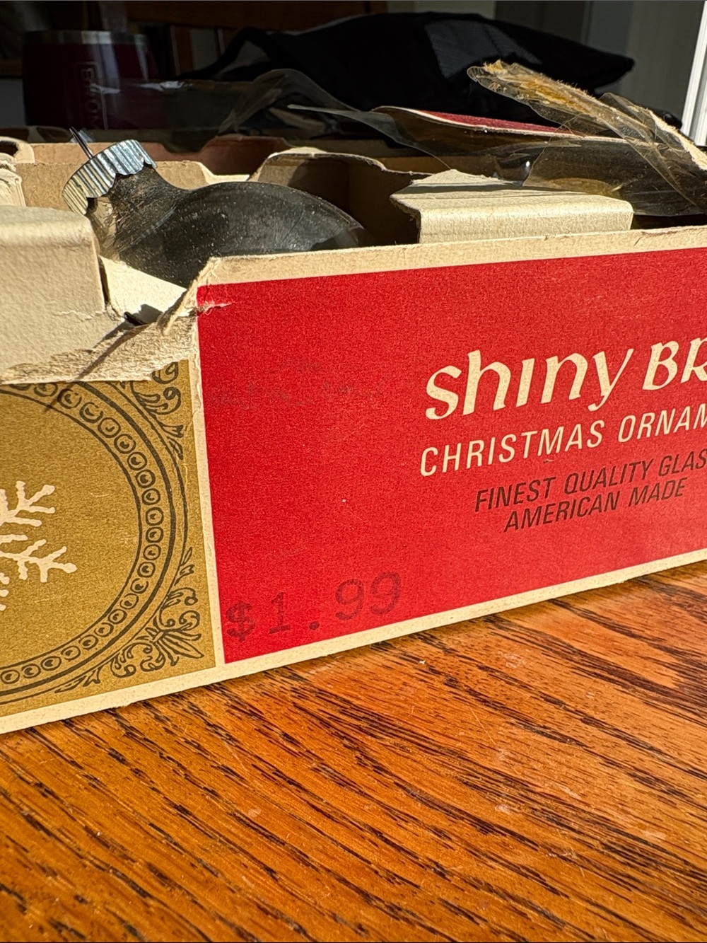 Shiny Brite Gold & Pink Vintage Glass Christmas Ornaments - Set 1965 - Picture 10 of 12